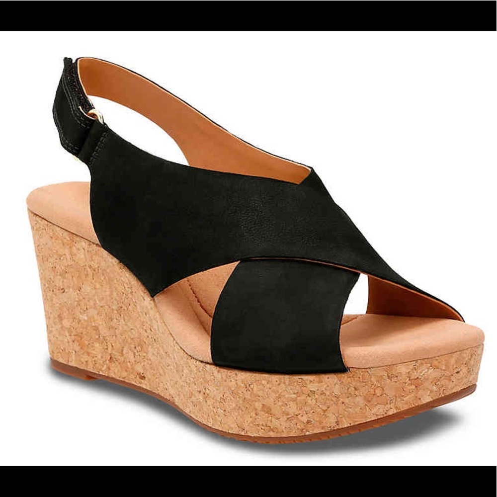 Clark’s Annadel Eirwyn Black Wedge Sandal.